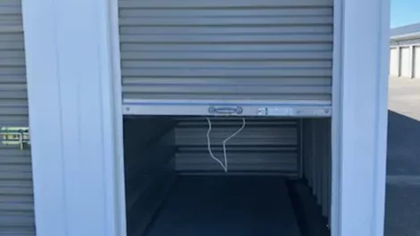 Small sized storage unit