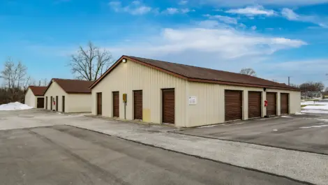 Medium sized storage units in greencastle