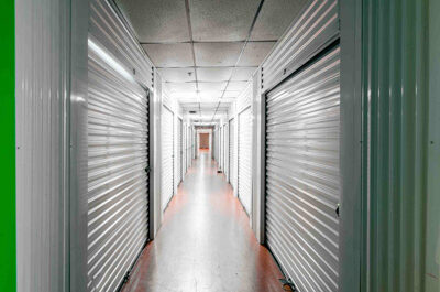 climate controlled storage units in Lake Charles