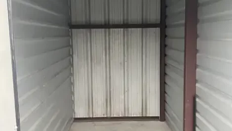 Small sized storage unit