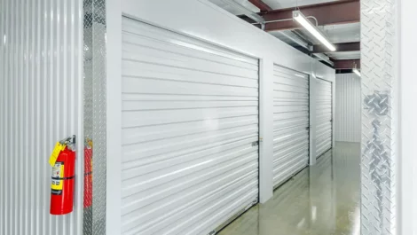 climate controlled self storage units