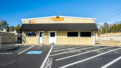 Exterior office pictures at Mini Mall Storage in Soddy Daisy