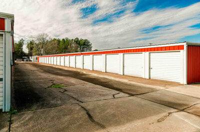 large drive up storage units in Kirbyville
