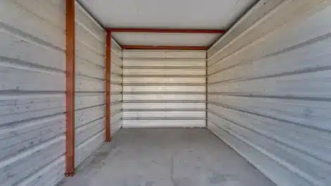 Large size self storage unit in Hutchinson KS+