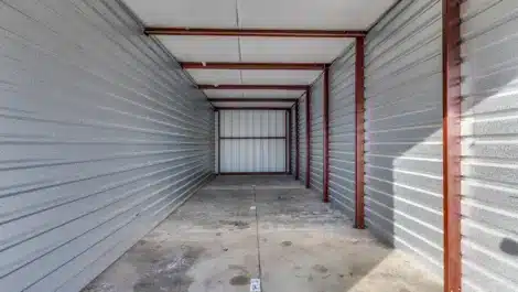 Extra Large self storage unit in Hutchinson KS