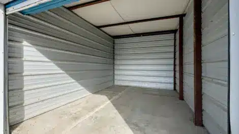 Large sized self storage unit at Mini Mall Storage Kingsport