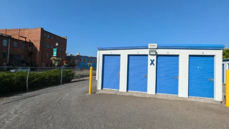 Small sized self storage units