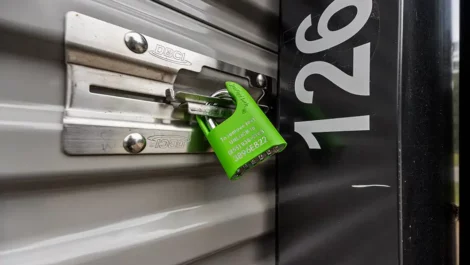 secure lock and latch on storage unit huntington tx