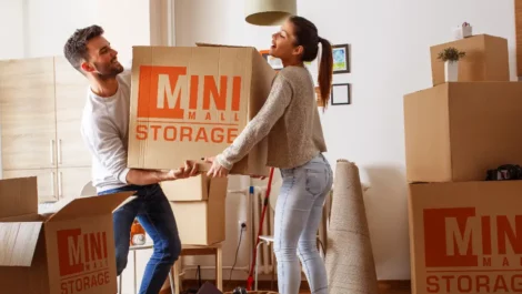 a young couple storing with Mini Mall Storage