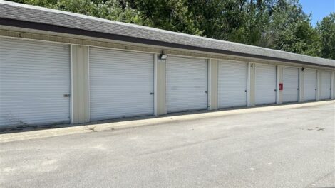 outdoor self storage units